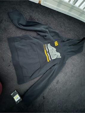 Under Armour Black Hoodie with Yellow Logo and White Graphic